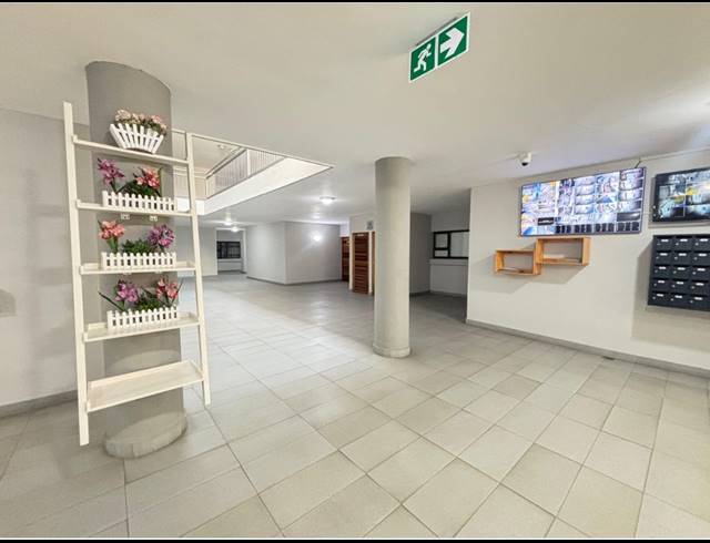 2 BEDROOM APARTMENT FOR SALE IN UMHLANGA RIDGE